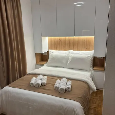 Otoka Skyline Apartment